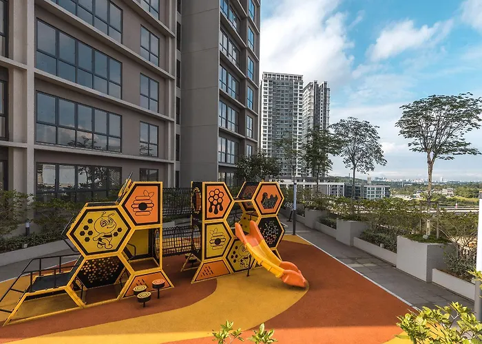 Family Friendly 3 Bedrooms Ioi Resort City